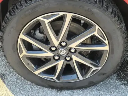 Photo 8 Toyota Yaris Hybrid Design 1.5 116 ch