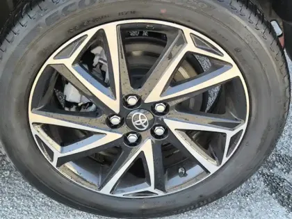 Photo 20 Toyota Yaris Hybrid Design 1.5 116 ch