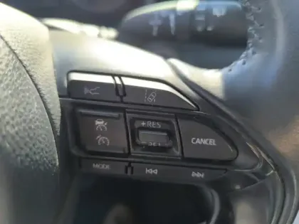 Photo 17 Toyota Yaris Hybrid Design 1.5 116 ch