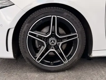 Photo 5 Mercedes Classe A Gén. IV (W177) Ph1 AMG Line 5