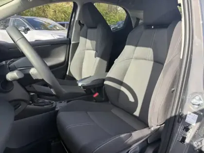 Photo 12 Toyota Yaris Hybride 116h Design PAC