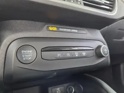 Photo 6 Ford Focus Gén. IV Ph2 Titanium X Business 5