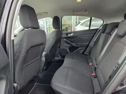 Photo 13 Ford Focus Gén. IV Ph2 Titanium X Business 5