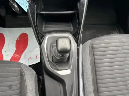 Photo 7 Peugeot 2008 Gén. II Ph1 NG Active 5