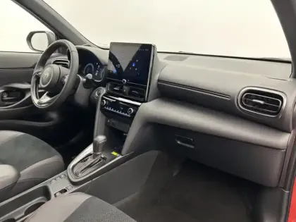 Photo 21 Toyota Yaris Hybride 1.5 HYBRID 130 GR SPORT