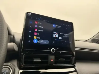 Photo 16 Toyota Yaris Hybride 1.5 HYBRID 130 GR SPORT