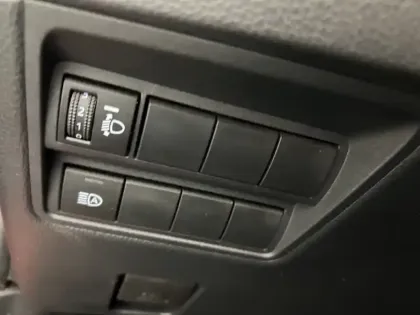 Photo 14 Toyota Yaris Hybride 1.5 HYBRID 130 GR SPORT