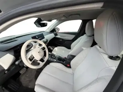 Photo 9 DS DS 3 Gén. I Ph1 La Première E-TENSE 5