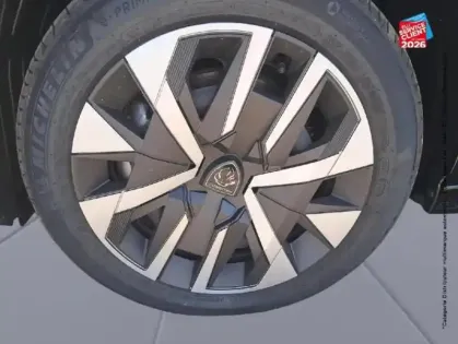 Photo 9 Peugeot 208  e- 136ch Active