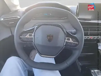 Photo 11 Peugeot 208  e- 136ch Active