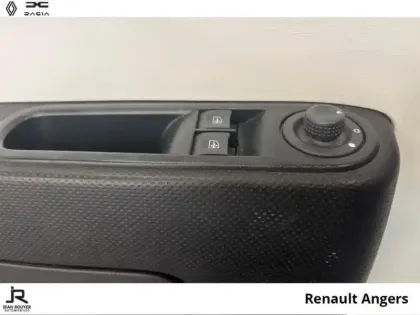 Photo 9 Renault Twingo Gén. III (C07) Ph2 Zen 5