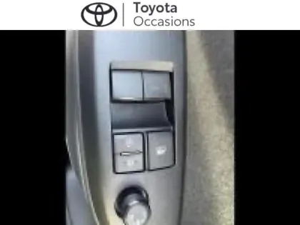 Photo 10 Toyota Yaris  70 VVT-i Dynamic Business 5p MY22