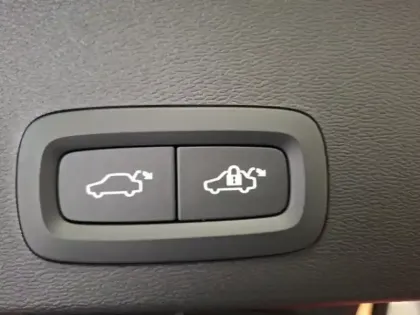 Photo 11 Volvo XC40  B3 163ch Lounge Edition DCT 7