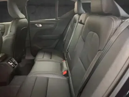 Photo 9 Volvo XC40  B3 163ch Lounge Edition DCT 7