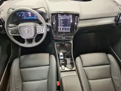 Photo 7 Volvo XC40  B3 163ch Lounge Edition DCT 7
