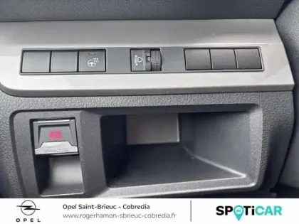 Photo 14 Opel Vivaro Gén. III Ph2 Base 4