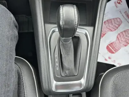 Photo 12 Renault Captur Gén. II (HJB) Ph1 Intens 5