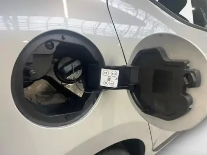 Photo 9 Renault Clio Gén. V (BJA) Ph1 NG Equilibre 5