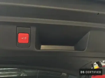 Photo 16 DS DS 4  E-TENSE 225ch Esprit Voyage