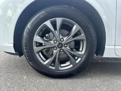 Photo 8 Ford Kuga Gén. III Ph1 ST-Line 5