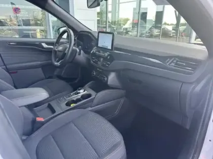 Photo 14 Ford Kuga Gén. III Ph1 ST-Line 5