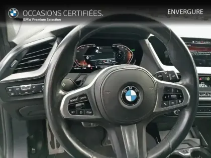 Photo 6 BMW Serie 1 Gén. III (F40) Ph1 M Sport 5