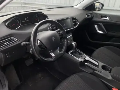 Photo 14 Peugeot 308 Gén. II Ph2 Style 5