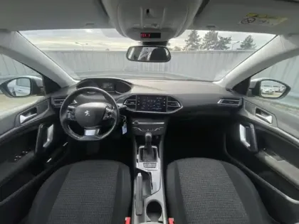 Photo 13 Peugeot 308 Gén. II Ph2 Style 5