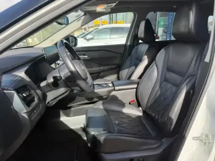 Photo 13 Nissan X-trail  e-4orce 213ch Tekna+ 7 places