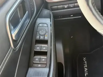 Photo 14 Nissan X-trail  e-4orce 213ch Tekna+ 7 places