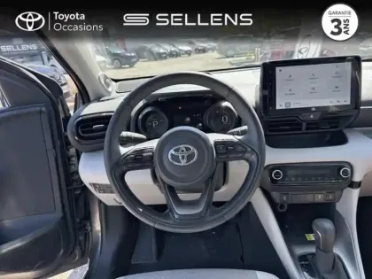 Photo 8 Toyota Yaris  116h Iconic 5p MY22