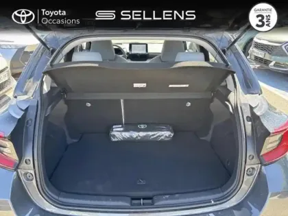 Photo 9 Toyota Yaris  116h Iconic 5p MY22