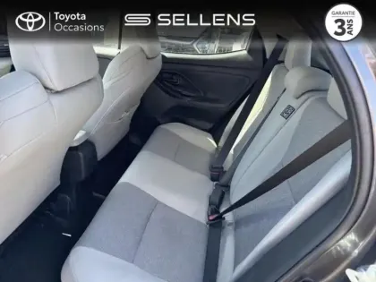 Photo 11 Toyota Yaris  116h Iconic 5p MY22