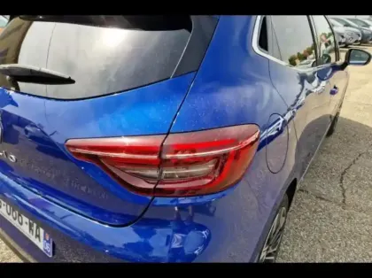 Photo 13 Renault Clio Gén. V (BJA) Ph1 Intens 5