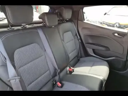 Photo 10 Renault Clio Gén. V (BJA) Ph1 Intens 5