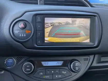 Photo 12 Toyota Yaris  100h Collection 5p