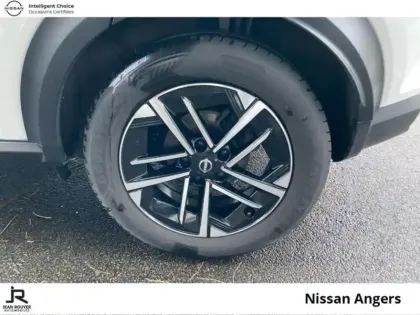 Photo 7 Nissan Juke  1.6 Hybrid 143ch N-Connecta