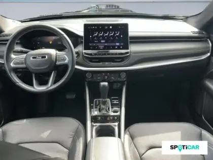 Photo 8 Jeep Compass  1.3 Turbo T4 240ch PHEV 4xe S AT6 eAWD