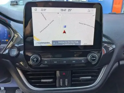 Photo 11 Ford Fiesta Gén. V Ph2 ST-Line X 5