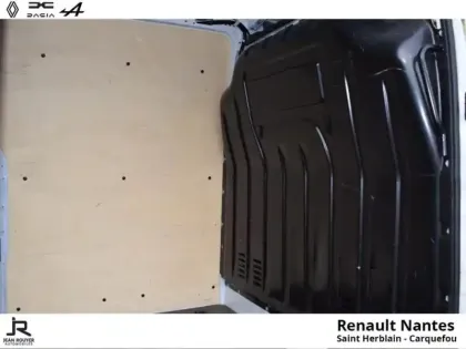 Photo 13 Renault Master Gén. III (F62) Ph3 Evo Confort 4