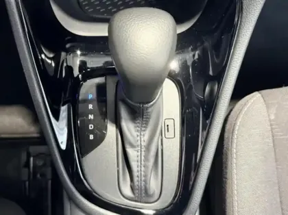 Photo 12 Toyota Yaris Gén. IV Ph1 NG Design 5