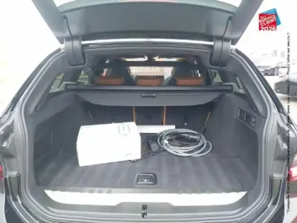 Photo 13 BMW Serie 3 Série 3 Touring 330eA xDrive 292ch M Sport