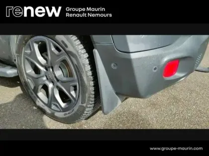 Photo 11 Jeep Renegade Gén. I Ph2 80th Anniversary 5