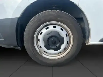 Photo 10 Renault Trafic Gén. III (F82) Ph3 Confort 4