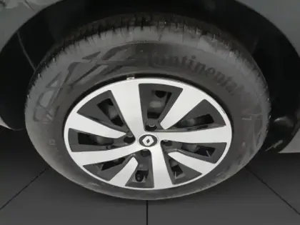 Photo 9 Renault Clio Gén. V (BJA) Ph1 NG Equilibre 5