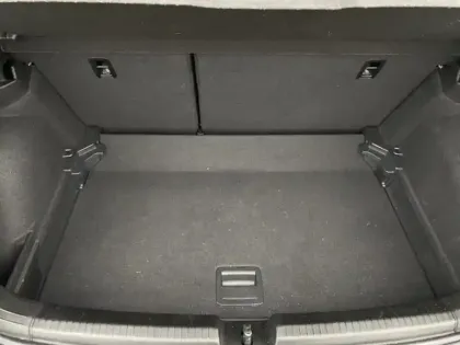 Photo 9 Volkswagen Polo Gén. VI Ph2 Evo R-Line Edition 5