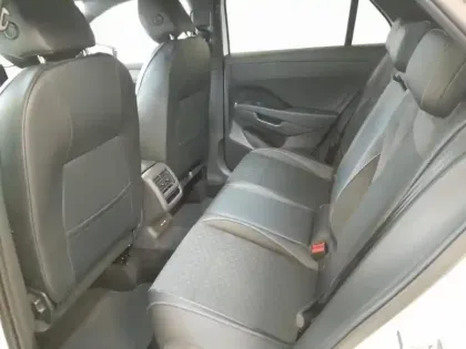 Photo 11 Volkswagen T-roc Gén. II Ph1 R-Line 5