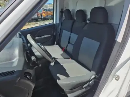 Photo 9 Fiat Doblo  Cargo 1.3 Multijet 95ch Pack Professional Trio Nav E6