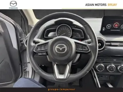 Photo 12 Mazda 2 Mazda  1.5 e-SKYACTIV G M Hybrid 90ch Exclusive-Line 03