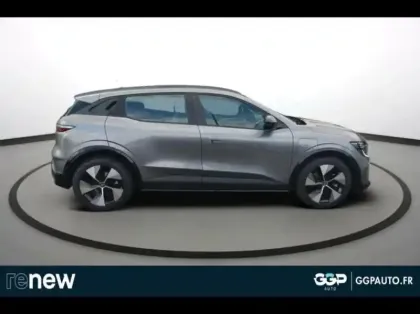 Photo 6 Renault Megane Gén. V (BCB) Ph1 Equilibre 5